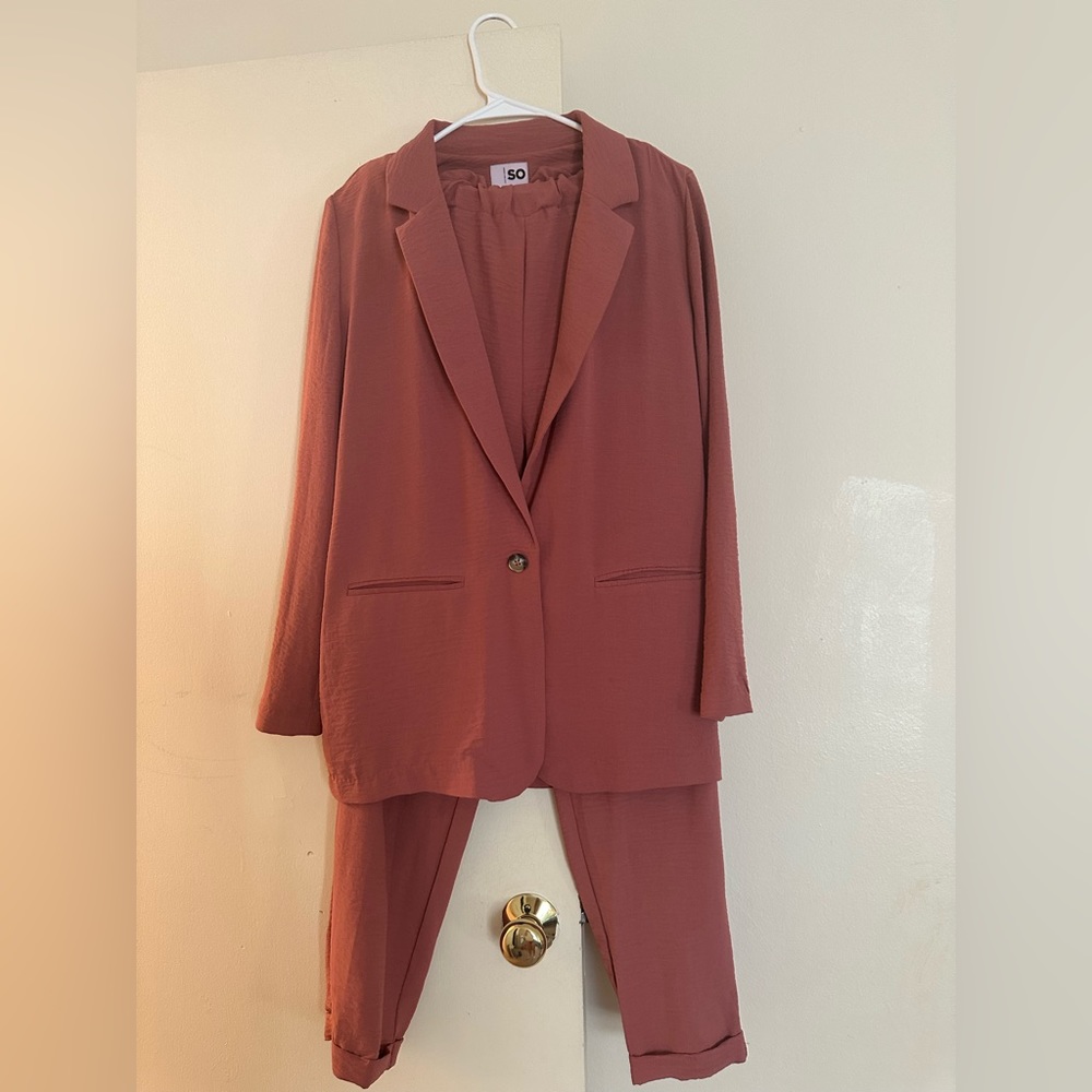 Women’s suit set